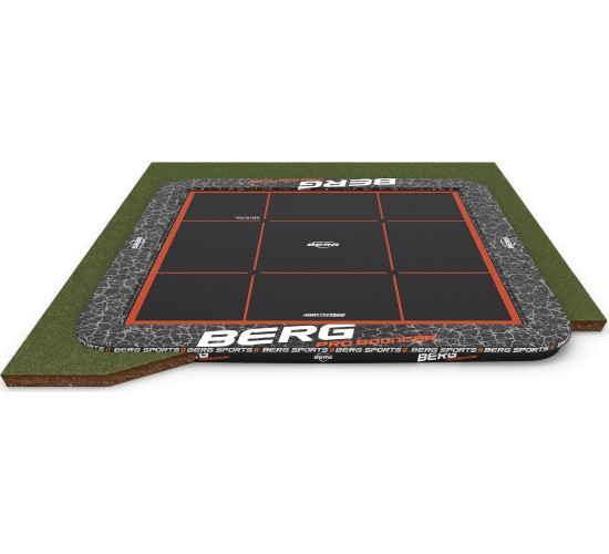 BERG SPORTS Ultim Pro Bouncer FlatGround 5x5